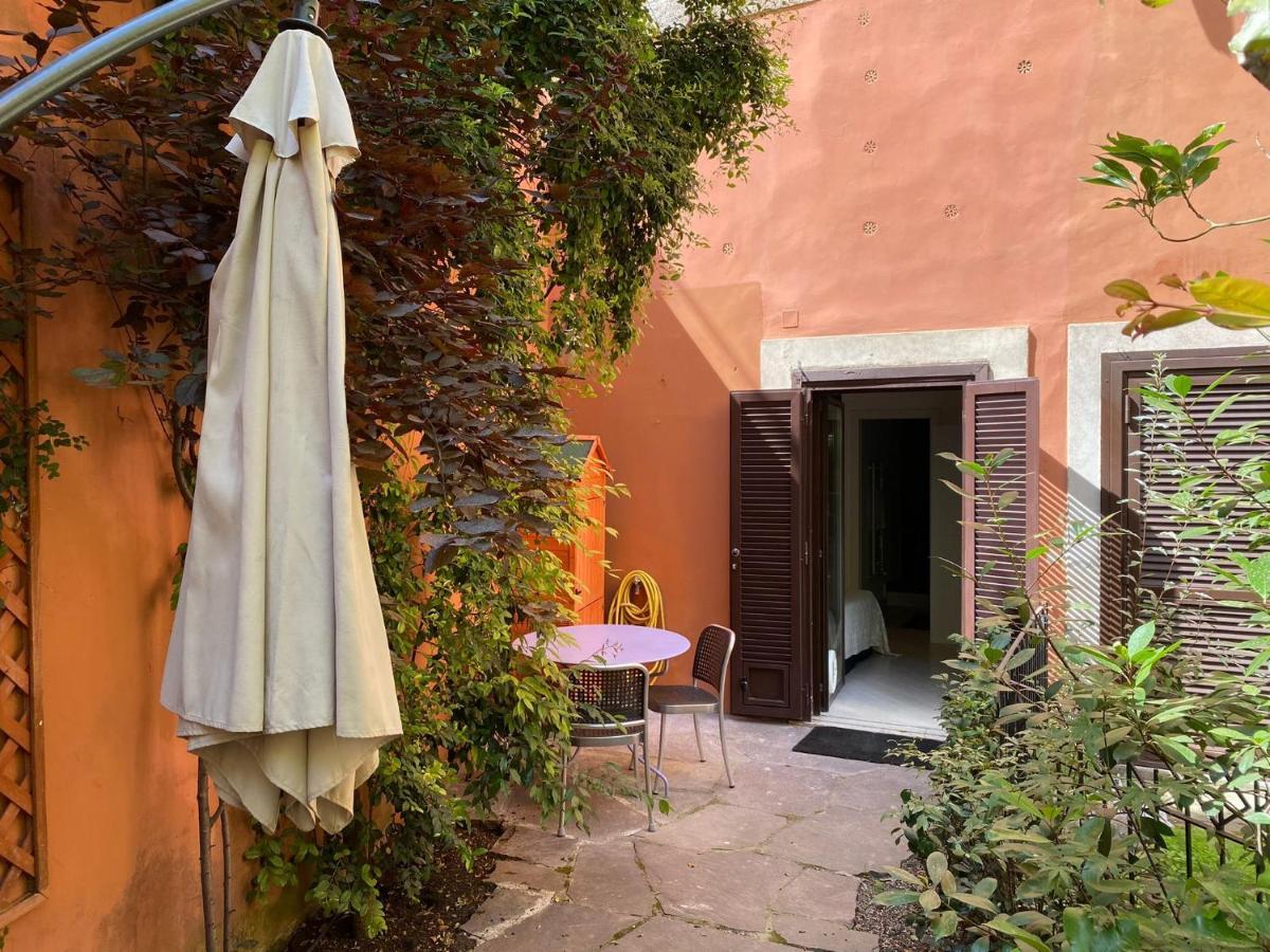 Rione Monti Studio Apt With Private Garden Róma Kültér fotó