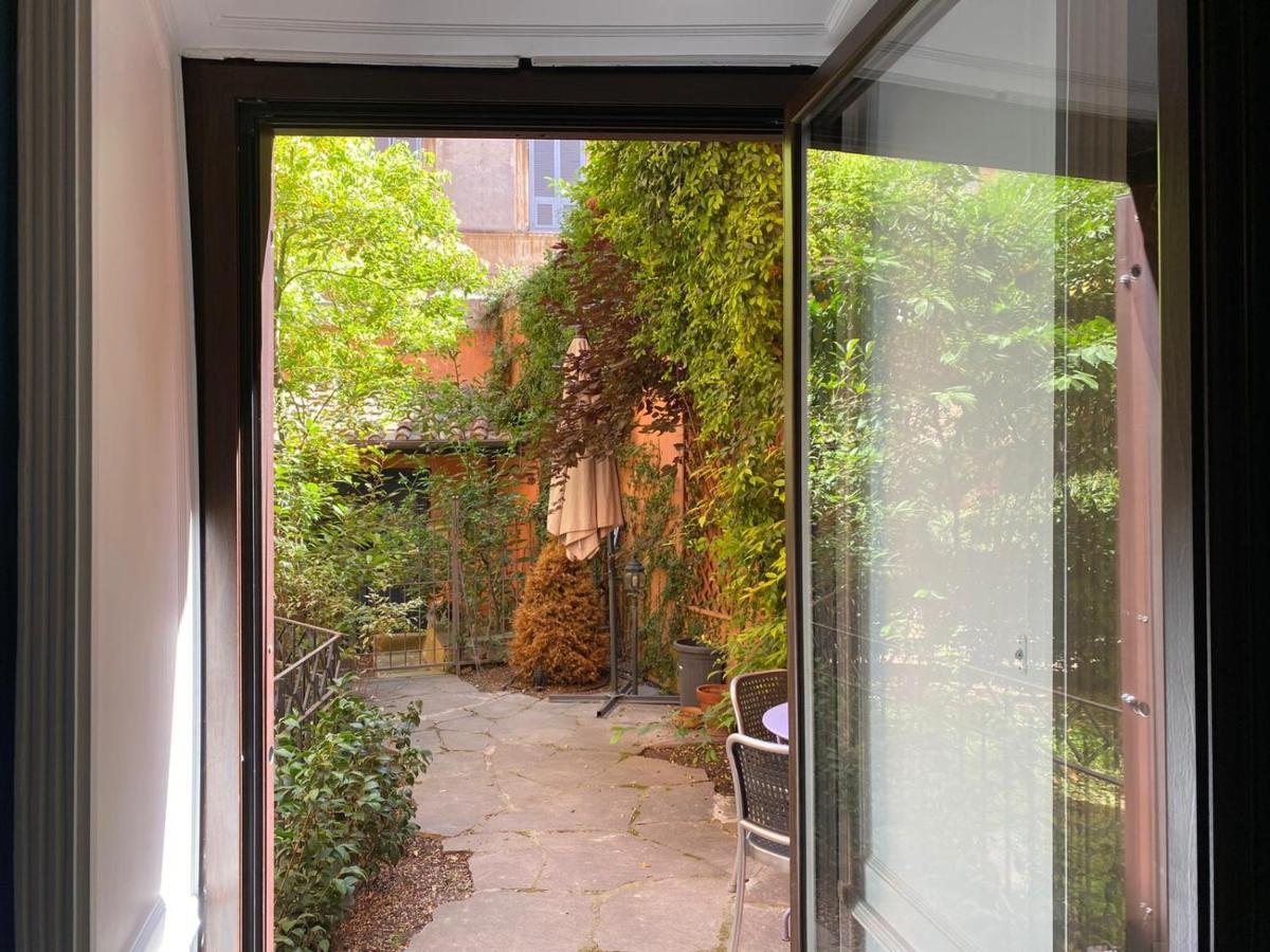 Rione Monti Studio Apt With Private Garden Róma Kültér fotó